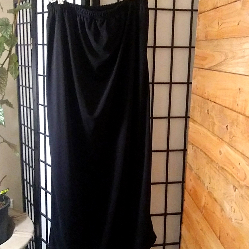 Skirt Maxi with slits on Both Sides